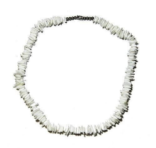 Colliers en coquillage Puka