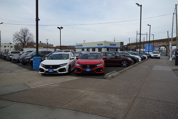 It’s Time to Buy a New Car — What Should You Look for?