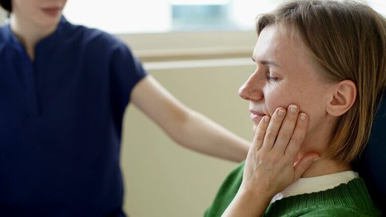Cheek Implants: Deep Facial Pressure and Sinus Irritation