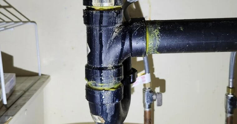 Overusing Plumber’s Putty