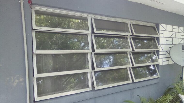 Crank-Out Jalousie Windows