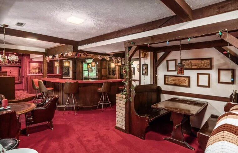 Basement "Rumpus Rooms"