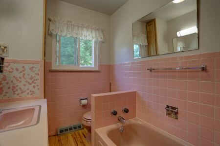 The Architecture of Nostalgia: Features of the "Perfect" 1950s Home We All Miss