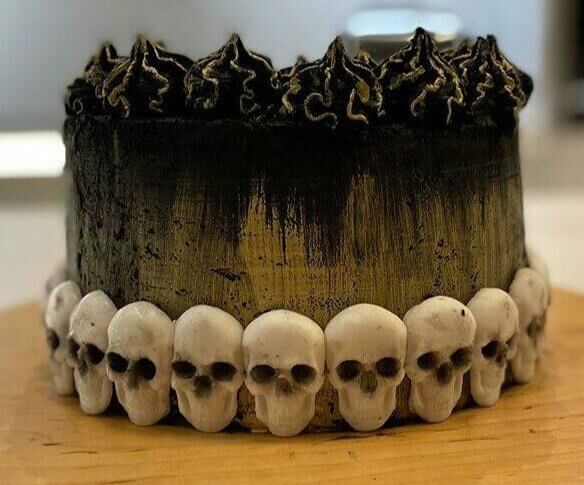 Black Velvet Skull Cake