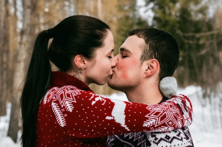 ​Kissing May Help With Your Cavities