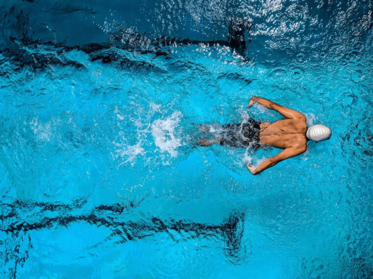 Your Body Triggers Something Called A “Diving Reflex” When You’re Below Water