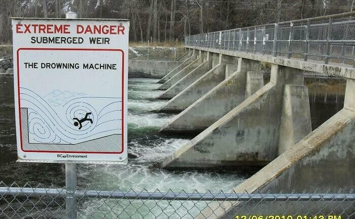 Don't Fall In The Drowning Machine