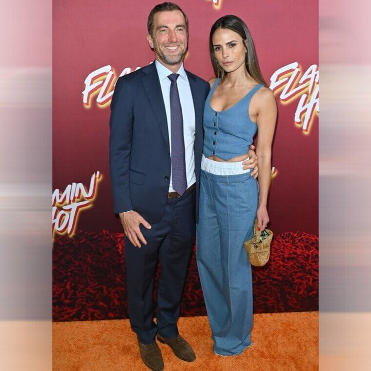 Andrew Form & Jordana Brewster
