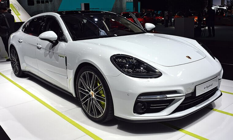 Porsche Panamera Turbo S E-Hybrid (2017–present)