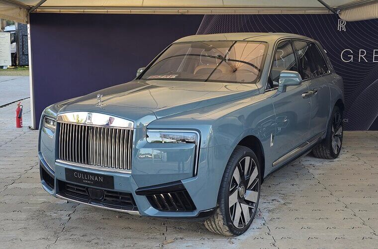 Rolls-Royce Cullinan (2019–present)