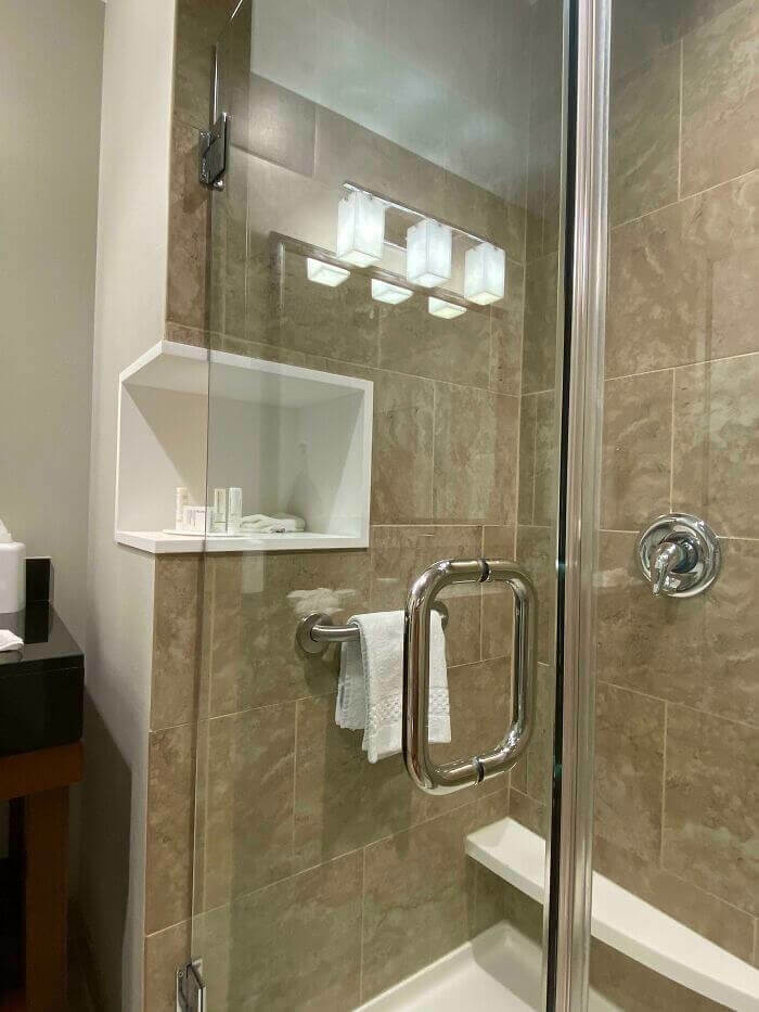 This Shower Design Should Just Be The Norm