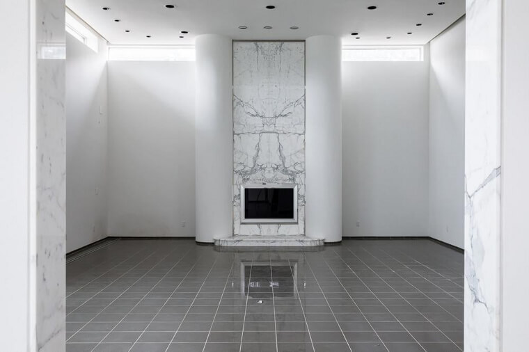 1986 - $82,200 - $344,892 When Adjusted for Inflation