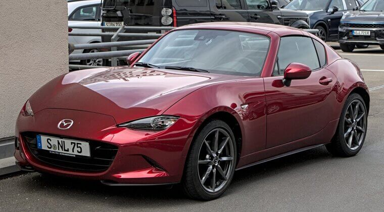 The Mazda MX-5 Miata Holds Its Ground