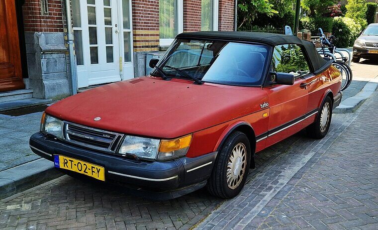 Saab 900 Turbo (1978–1993)