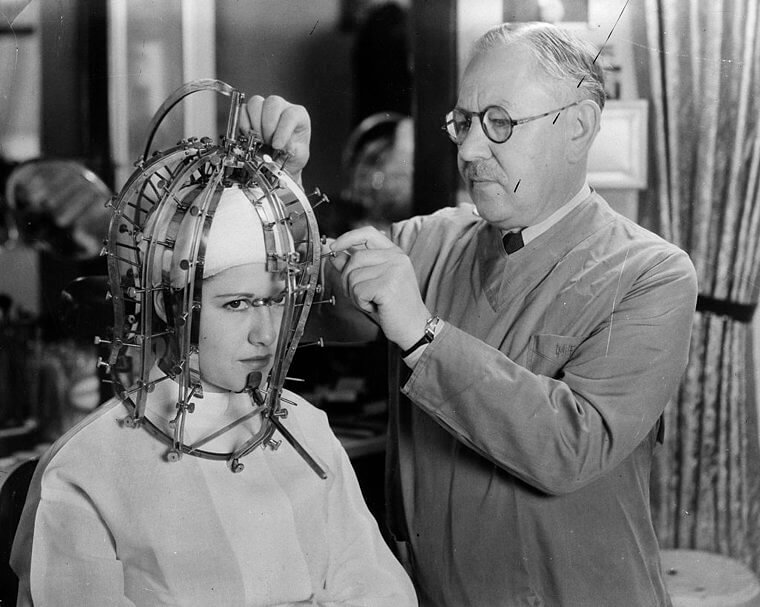 Old School Beauty Treatments That Should Stay Vintage