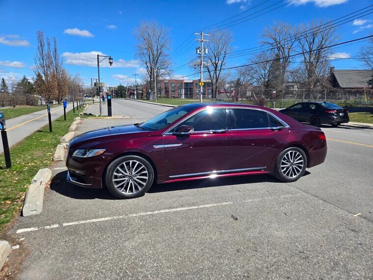 Lincoln Continental Revival