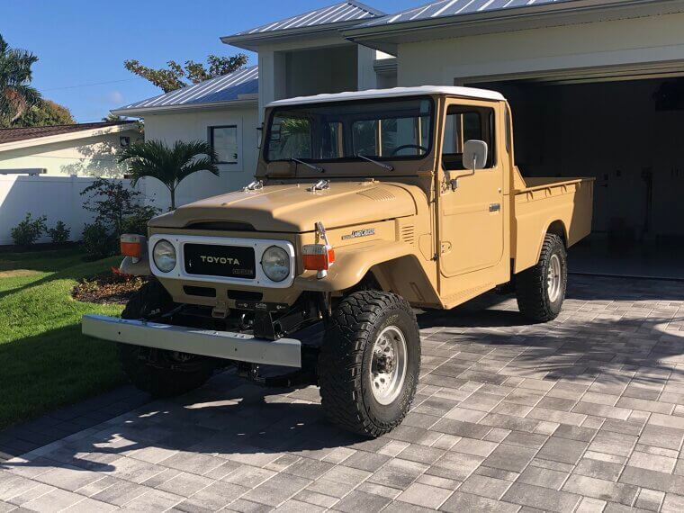 Toyota Land Cruiser Pickup