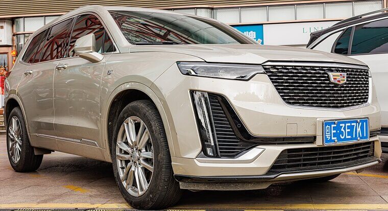 Cadillac XT6
