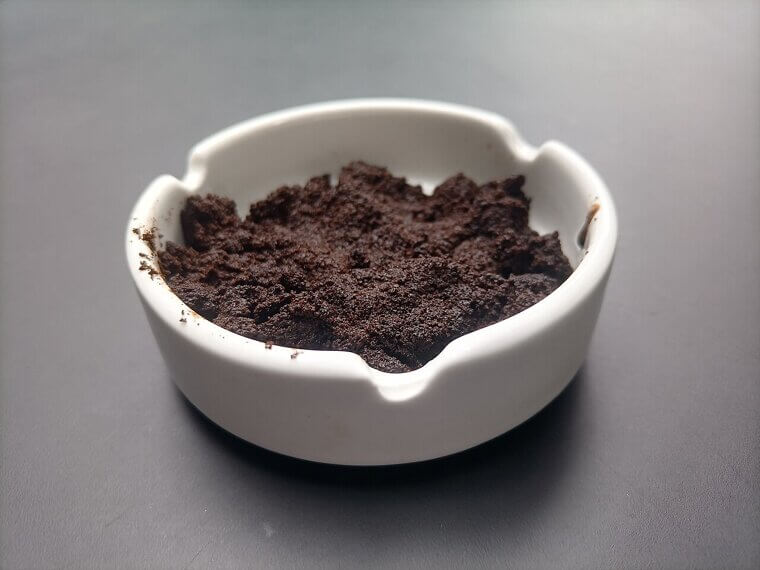 Feed Your Blue Hydrangeas a Diet of Used Coffee Grounds