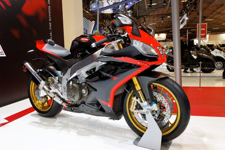 Aprilia RSV4 Factory