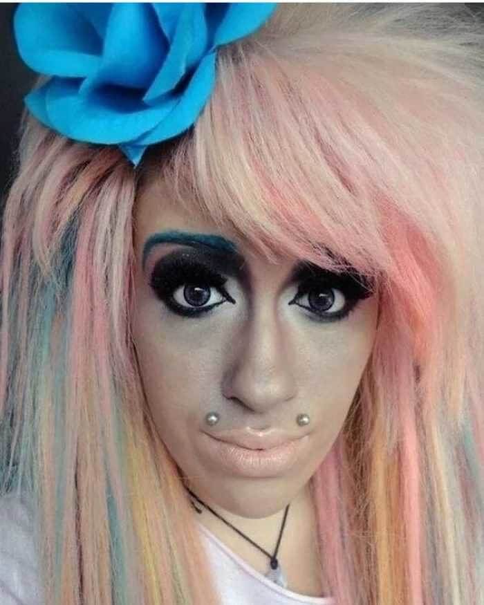 She Certainly Stands Out From the Crowd