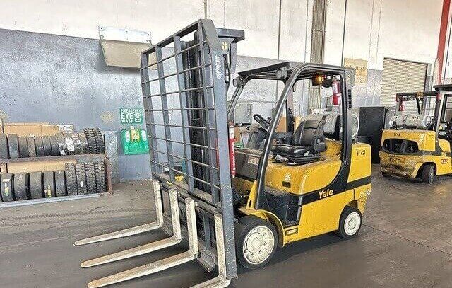 2020 Yale GLC080VXNKSE096 6900 Lb Cushion Tire Forklift – $3,500