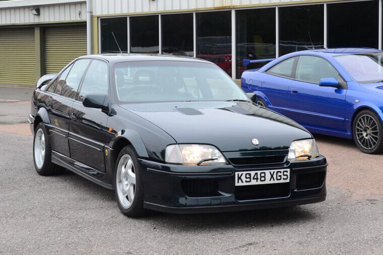 Lotus Carlton