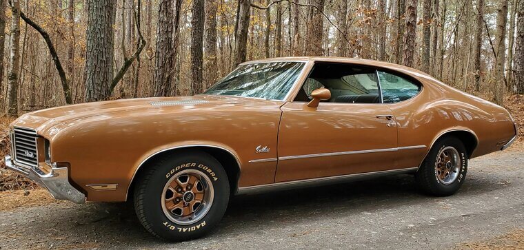 1972 Oldsmobile Cutlass Supreme Coupe - $18,000