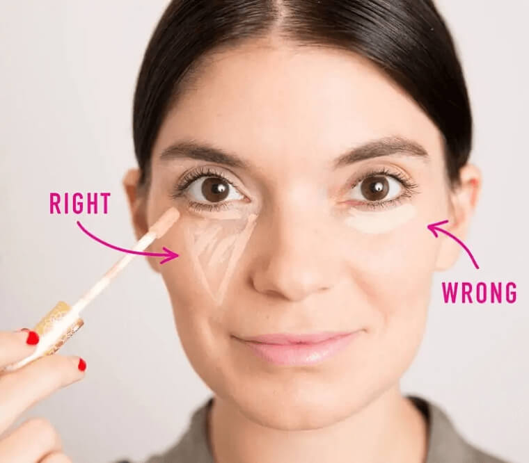 Draw Triangles Under Eyes With Concealer