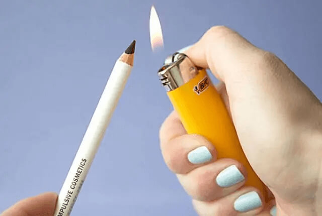 If The Other Smokey Eye Hacks Didn't Work For You, Try This One!