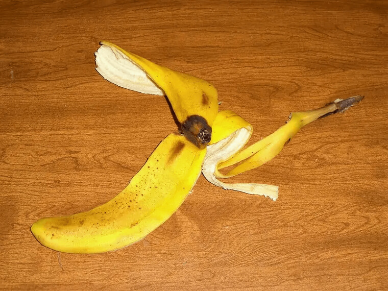 Whiten Your Teeth With A Banana Peel
