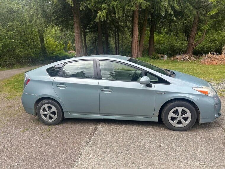 2013 Toyota Prius - $10,000