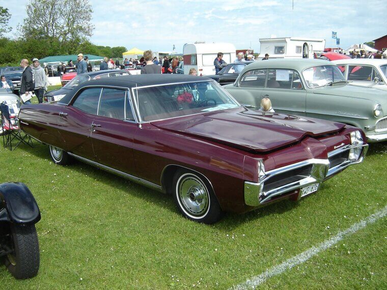 The Pontiac Bonneville That Ruled the Highway
