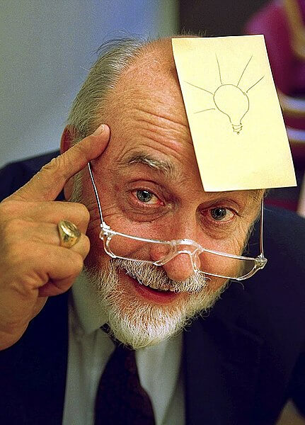 Arthur Fry a inventé la note autocollante pour marquer plus facilement le livre de chorale de son église.
