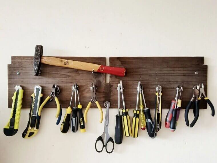 Magnetic Tool Holders: A Cluttered Mess or Handy Help?
