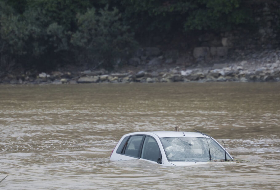 40+ Pessoas Que Mantiveram A Calma Em Situações Bizarras Como Se Nada Estivesse Acontecendo