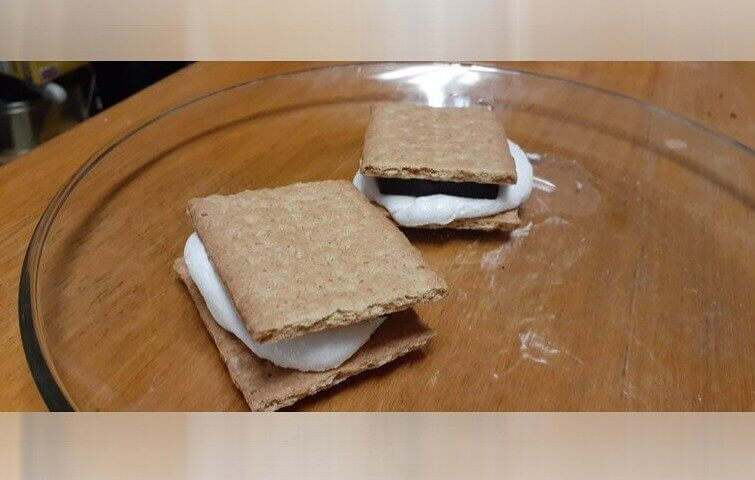 Microwave S’Mores Maker