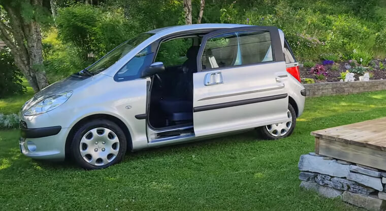 Peugeot 1007 (2004–2009)