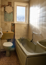 Itens estranhos encontrados em banheiros masculinos