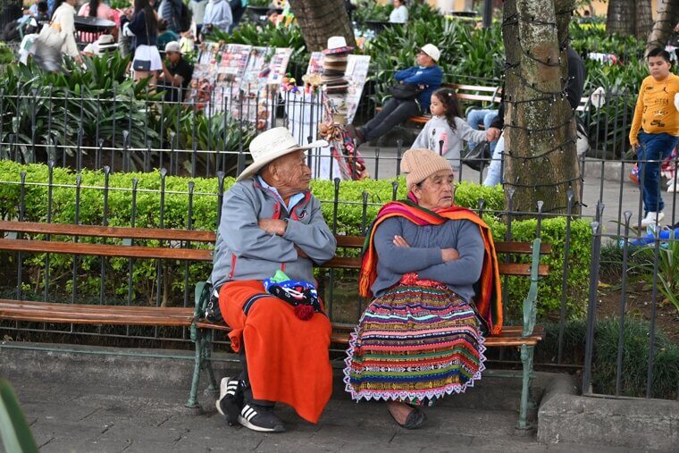 Guatemala: The Old Love Parade Focuses on Showing Love to Senior Citizens