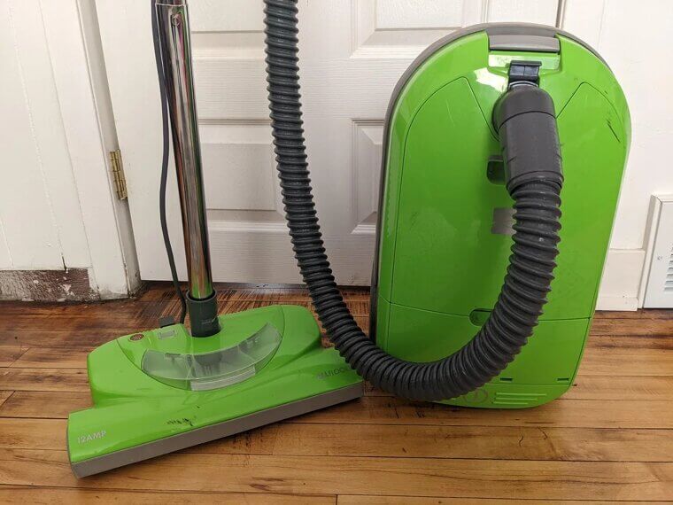 Vacuum Cleaner