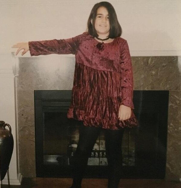 Broad City's Abbi Jacobson Strikes a Pose
