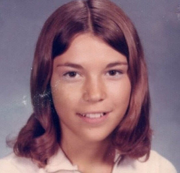 We Can't Recognize Vanna White Without the Wheel of Fortune Behind Her