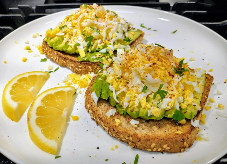 Tu peux râper tes œufs à la coque