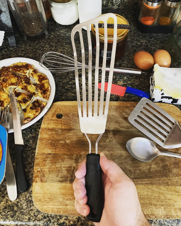 Les spatules à poisson sont les meilleures quand il s'agit d'œufs