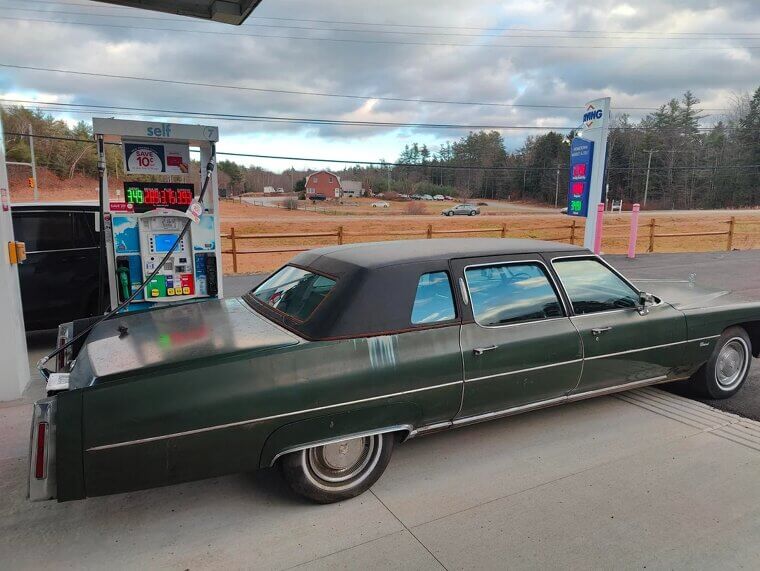 1975 Cadillac Fleetwood Series 75