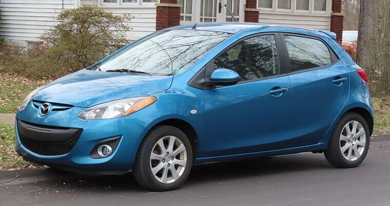 2011 Mazda Mazda2 - USD $4,380 - $4,880