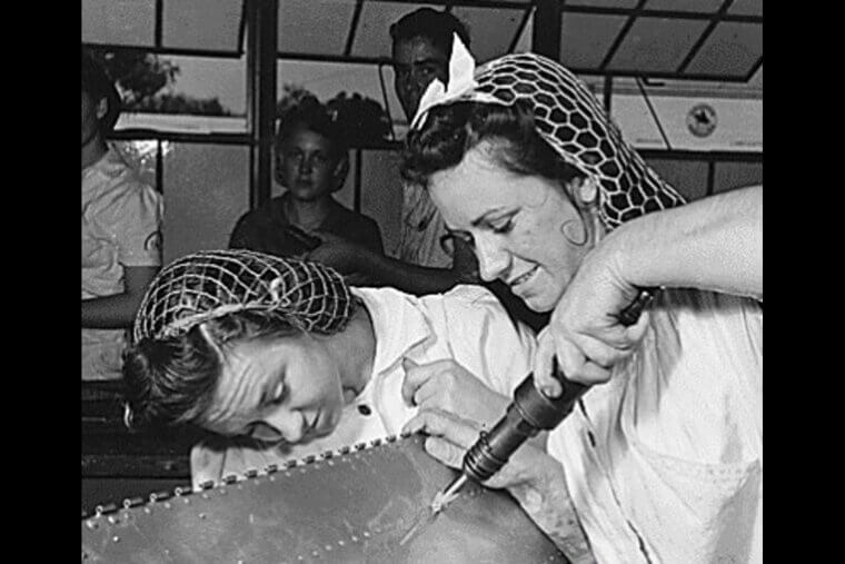 The 1940s "Snoods": The Elegant Hair Net for the Working Woman