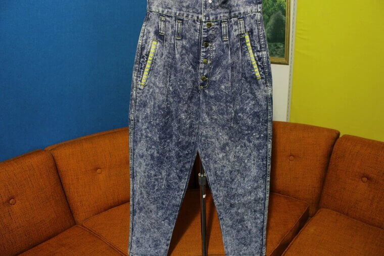 The 1980s "Acid Wash Jeans": When We Paid for Clothes That Looked Ruined