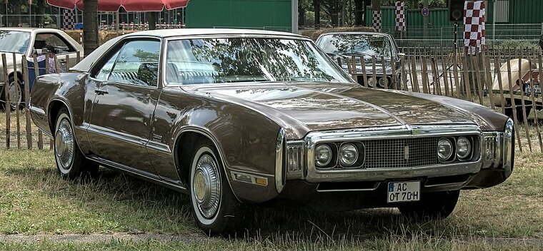 Oldsmobile Toronado (1966–1992)